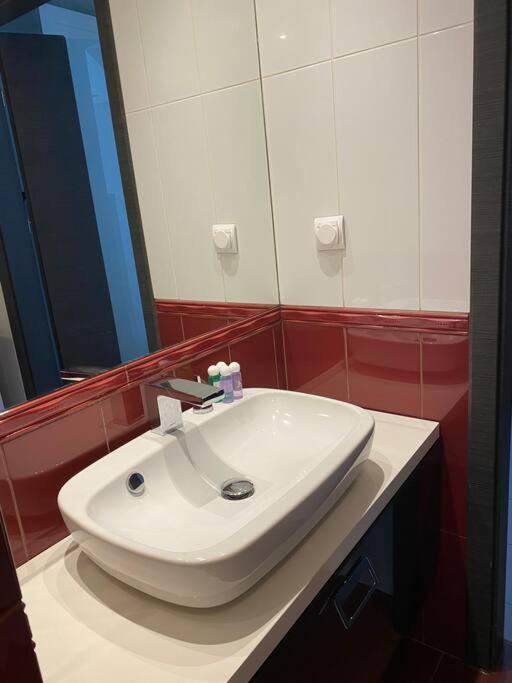 Panama Apartament 3 Poznan Apartment Екстериор снимка